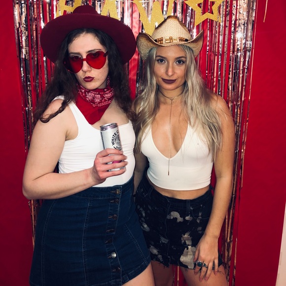 Levi’s denim skirt! Size 27 - Picture 3 of 4